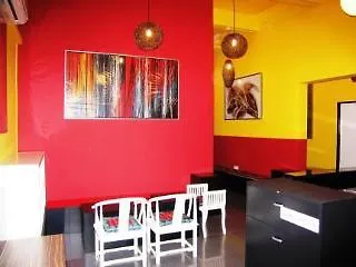 Moni Gallery Hostel Singapore 0*,  Singapore